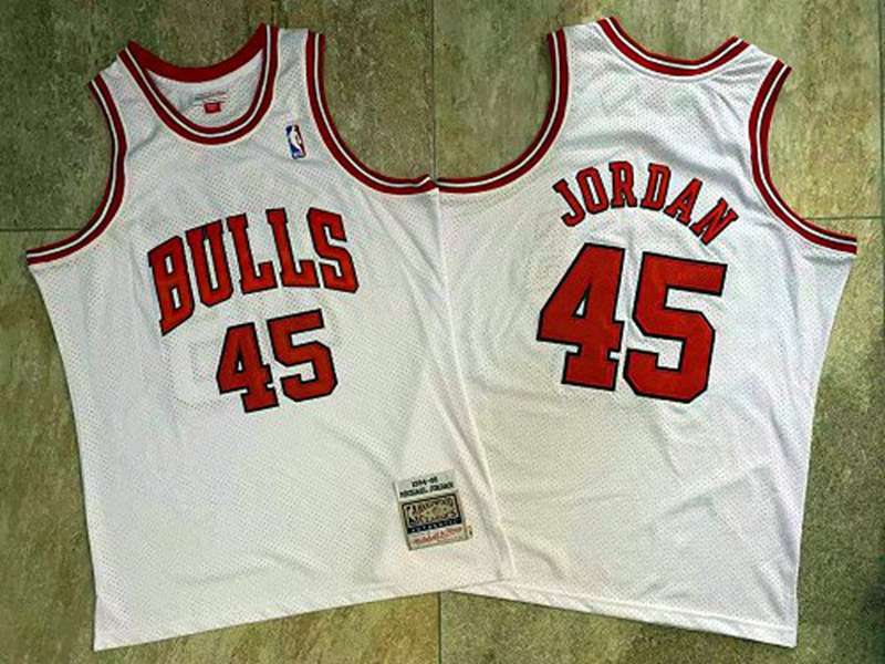 1994/95 Chicago Bulls JORDAN #45 White Classics Basketball Jersey (Closely Stitched)