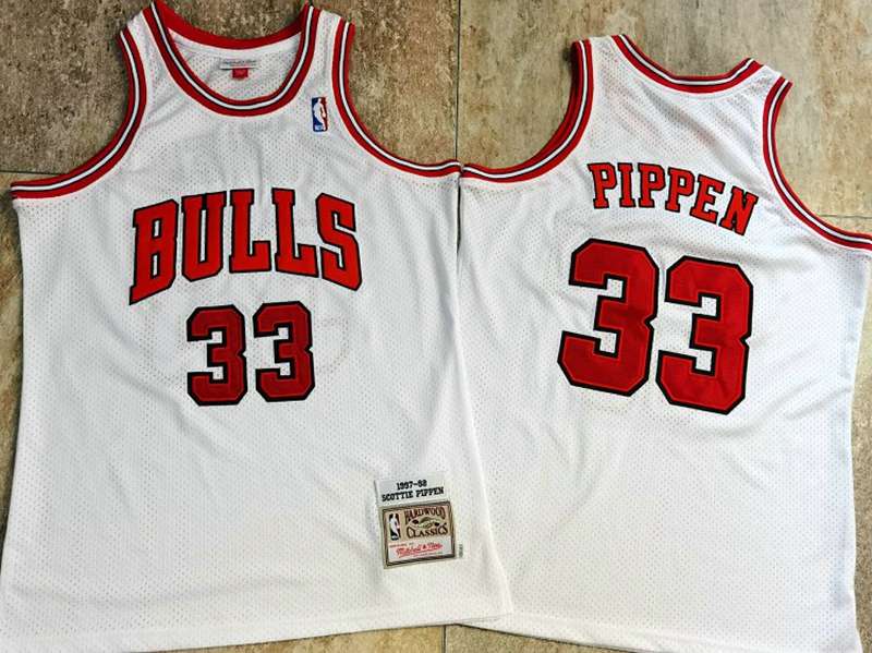 1997/98 Chicago Bulls PIPPEN #33 White Classics Basketball Jersey (Closely Stitched)