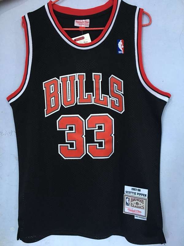 1997/98 Chicago Bulls PIPPEN #33 Black Classics Basketball Jersey (Stitched)