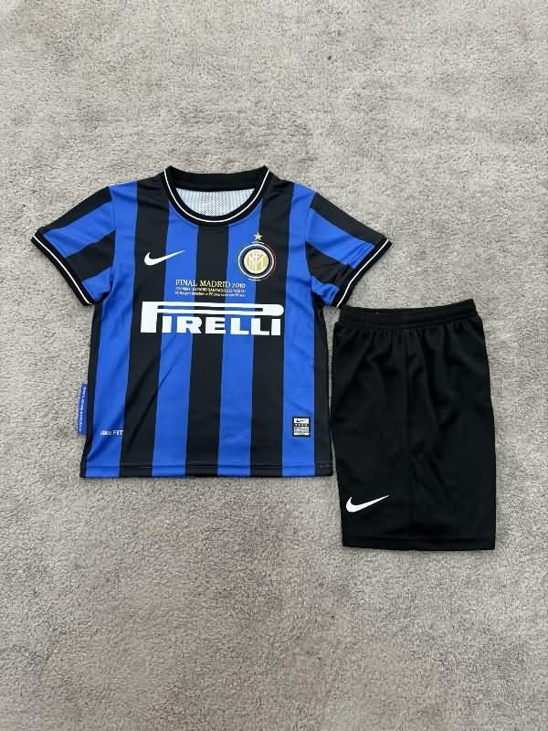 2009/10 Inter Milan Home Final Kids Soccer Jersey And Shorts