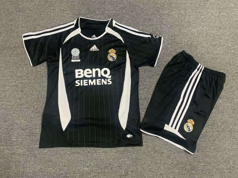 06/07 Real Madrid Away Kids Soccer Jersey And Shorts