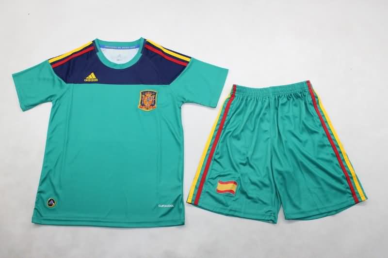 2010 Spain Goalkeeper Green Kids Soccer Jersey And Shorts