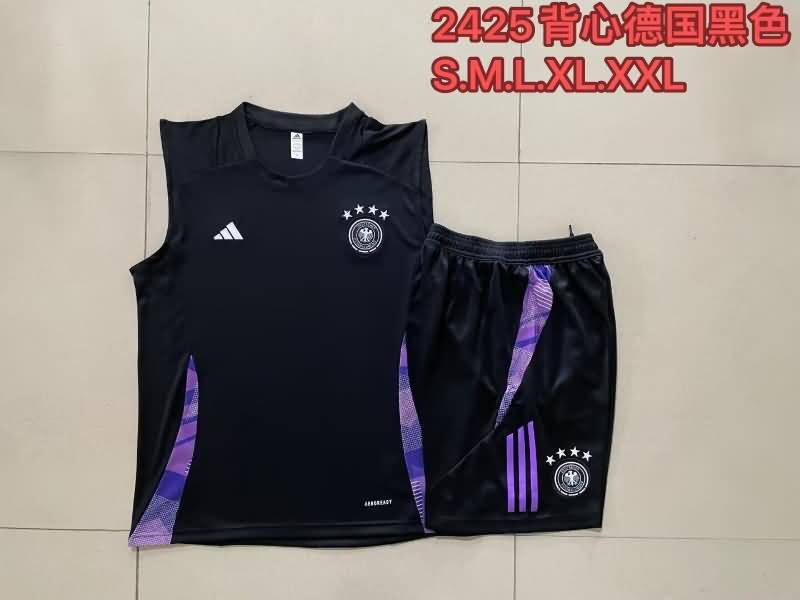 Thailand Quality(AAA) 2024 Germany Black Soccer Training Sets 04