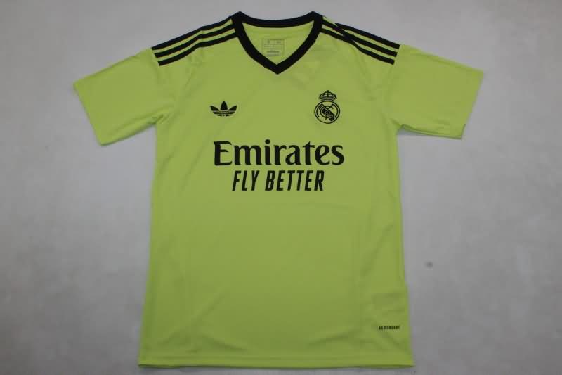 Thailand Quality(AAA) 24/25 Real Madrid Goalkeeper Yellow Soccer Jersey