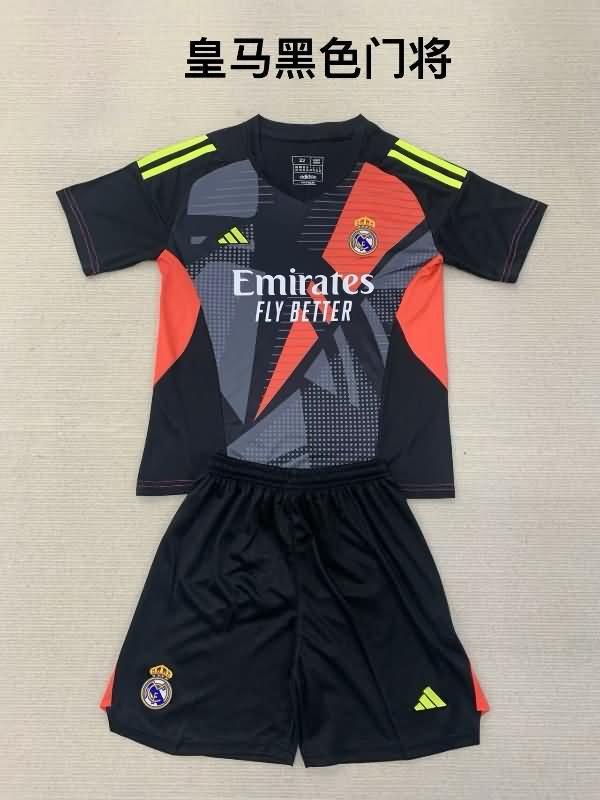 24/25 Real Madrid Goalkeeper Black Kids Soccer Jersey And Shorts