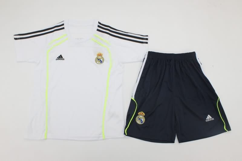 24/25 Real Madrid Training Kids Soccer Jersey And Shorts 03