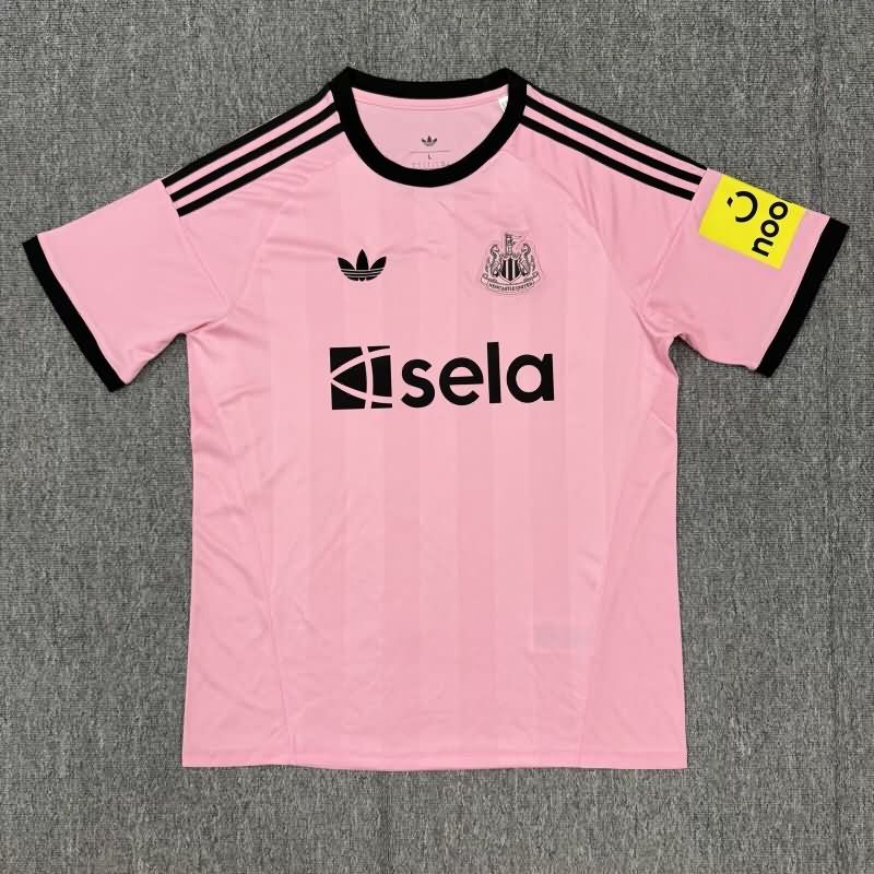 Thailand Quality(AAA) 25/26 Newcastle United Goalkeeper Pink Soccer Jersey