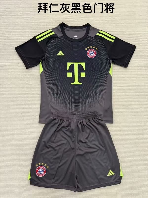 25/26 Bayern Munich Goalkeeper Grey Kids Soccer Jersey And Shorts