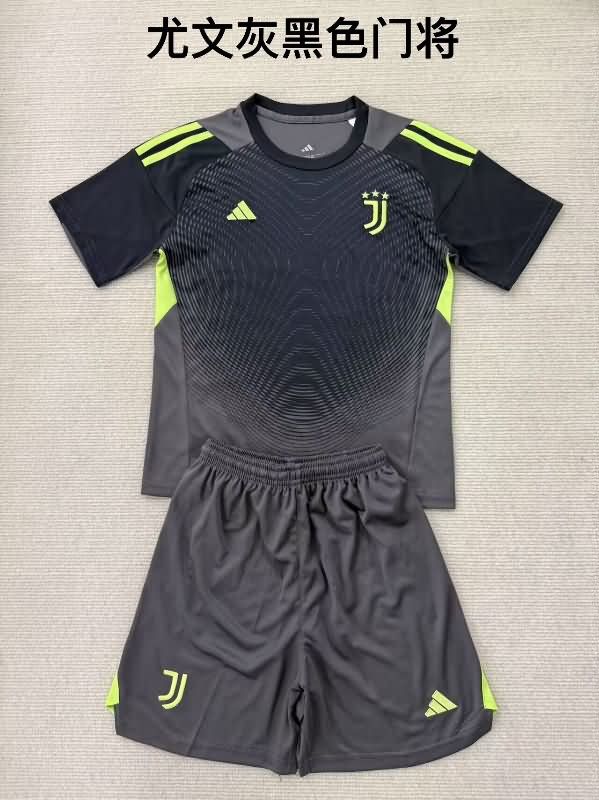 25/26 Juventus Goalkeeper Black Kids Soccer Jersey And Shorts