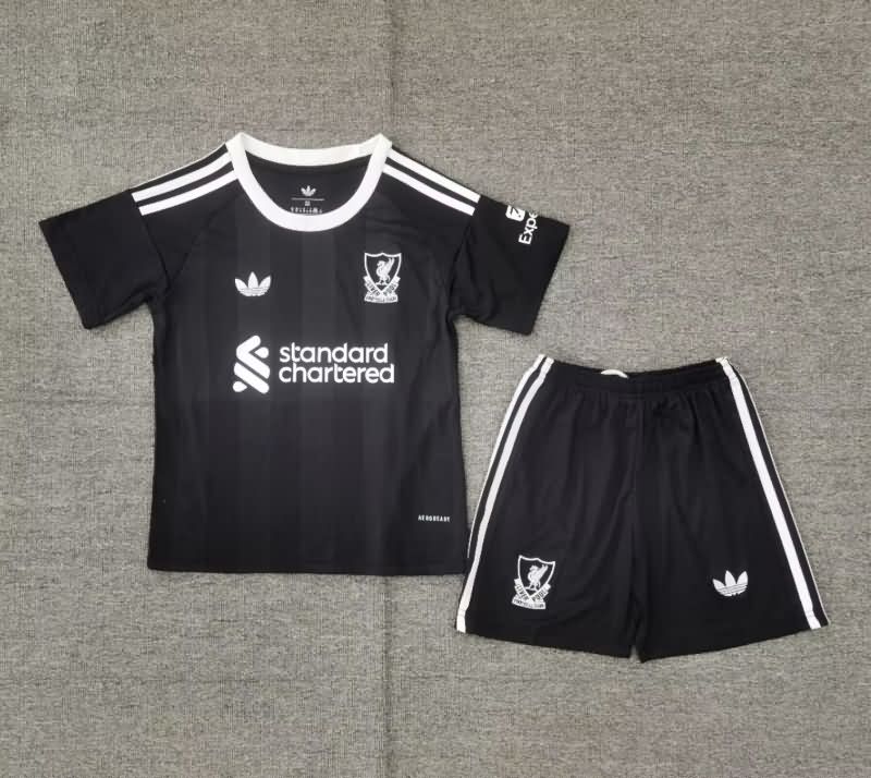 25/26 Liverpool Goalkeeper Black Kids Soccer Jersey And Shorts 02 Leaked