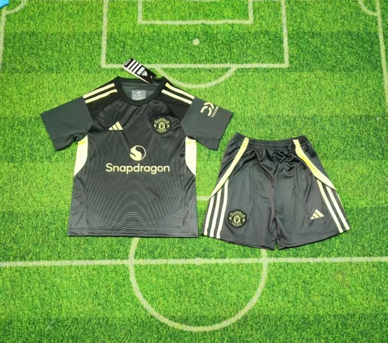 25/26 Manchester United Goalkeeper Black Kids Soccer Jersey And Shorts
