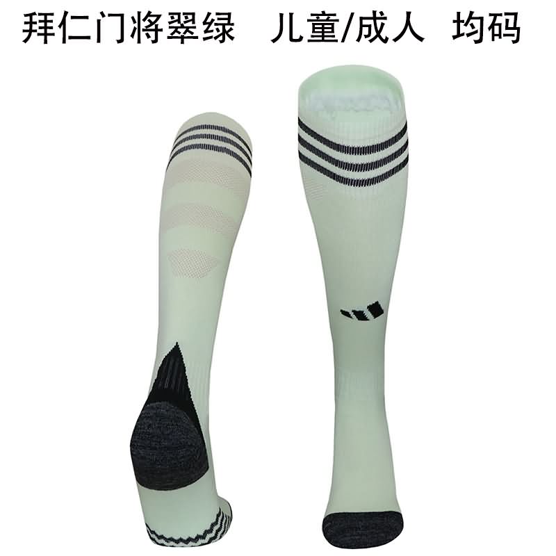Thailand Quality(AAA) 24/25 Bayern Munich Goalkeeper Green Soccer Socks