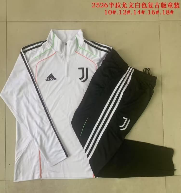 Kids - Thailand Quality(AAA) 25/26 Juventus White Soccer Tracksuit 02