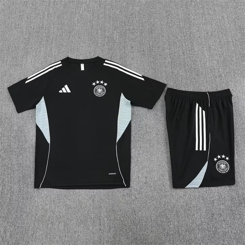 Thailand Quality(AAA) 2025 Germany Black Soccer Training Sets