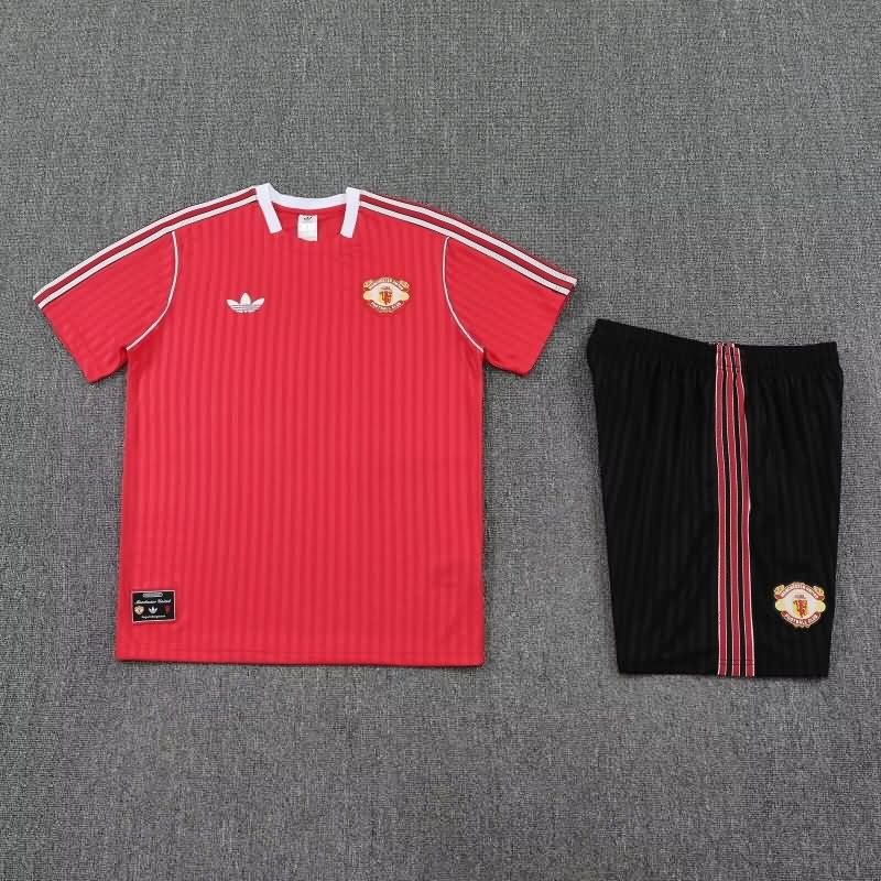 Thailand Quality(AAA) 25/26 Manchester United Red Soccer Training Sets