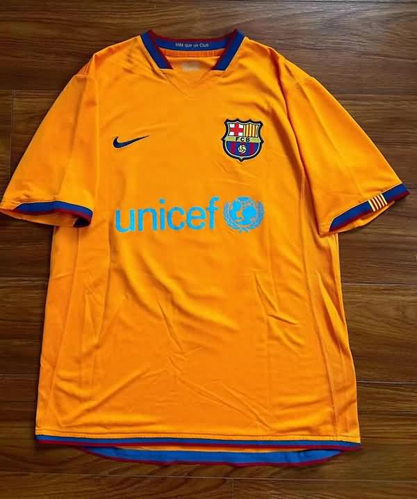 Thailand Quality(AAA) 2006/07 Barcelona Away Retro Soccer Jersey