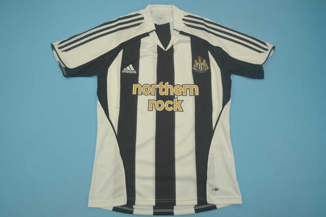 Thailand Quality(AAA) 2005/06 Newcastle United Home Retro Soccer Jersey