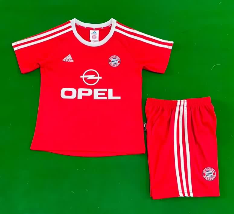 2001/02 Bayern Munich Home Kids Soccer Jersey And Shorts