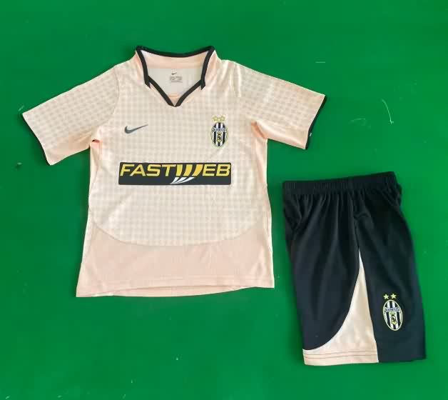 2003/04 Juventus Away Kids Soccer Jersey And Shorts