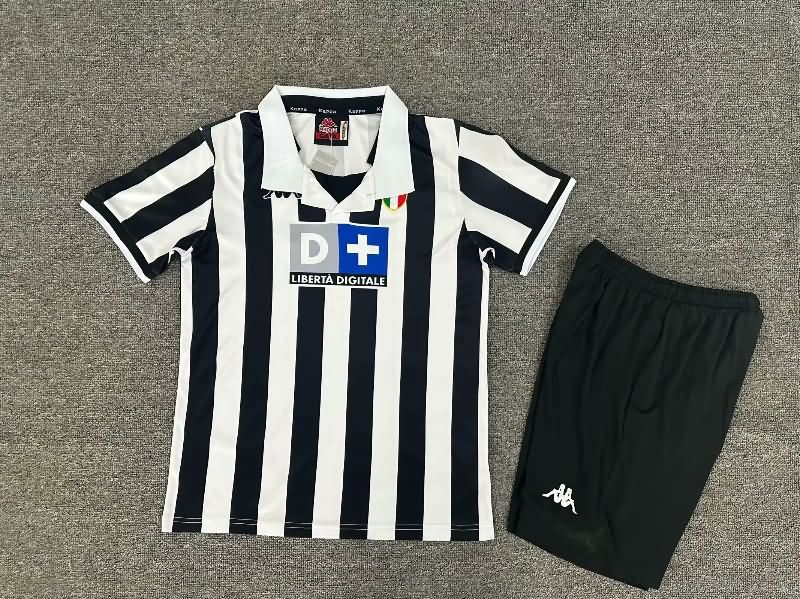 1998/99 Juventus Home Kids Soccer Jersey And Shorts